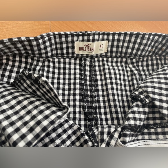 Hollister Checkered Skirt Set - Picture 7 of 7